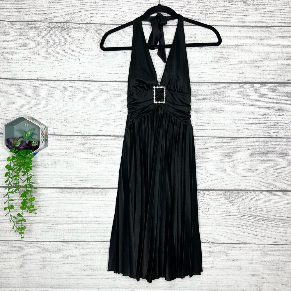 Speechless Black Halter Rhinestone Buckle Pleated Skirt Party Dress Size XS